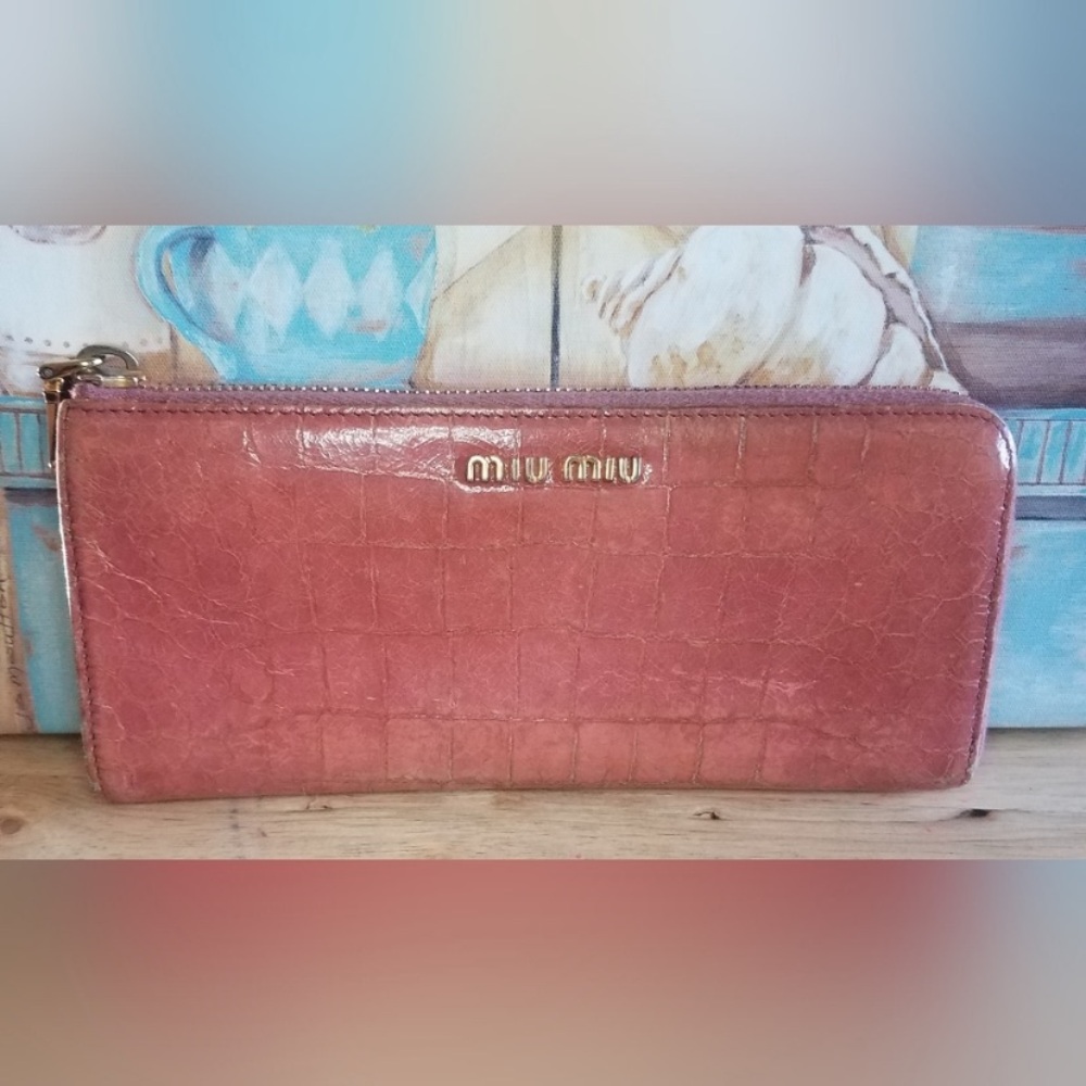 Miu Miu Pink Crocodile Embossed Wallet